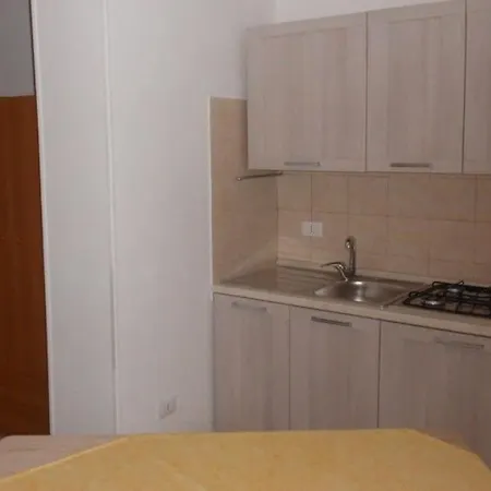 Con Giardino Centro Mare Apartman *